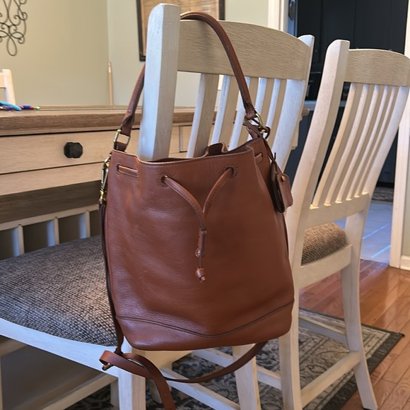 Madewell Lafayette Leather Bucket Bag in English saddle leather - Picture 9 of 11